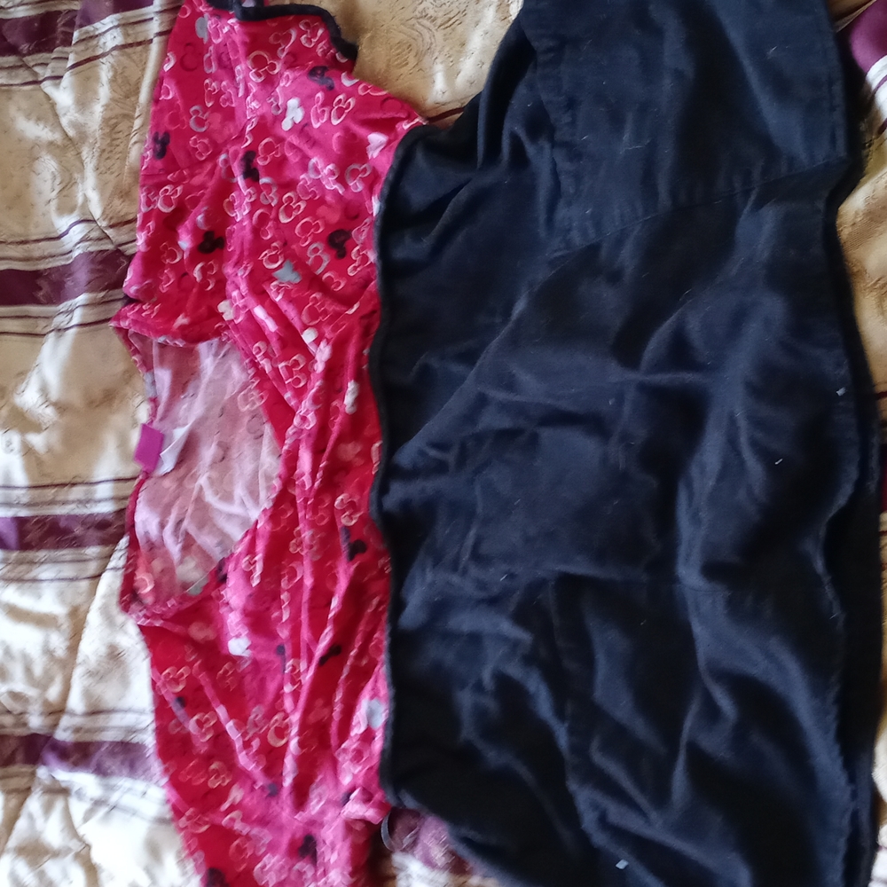 Scrubs- mickey mouse